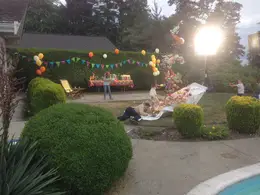Cliff crashing down on table for the VISA commercial